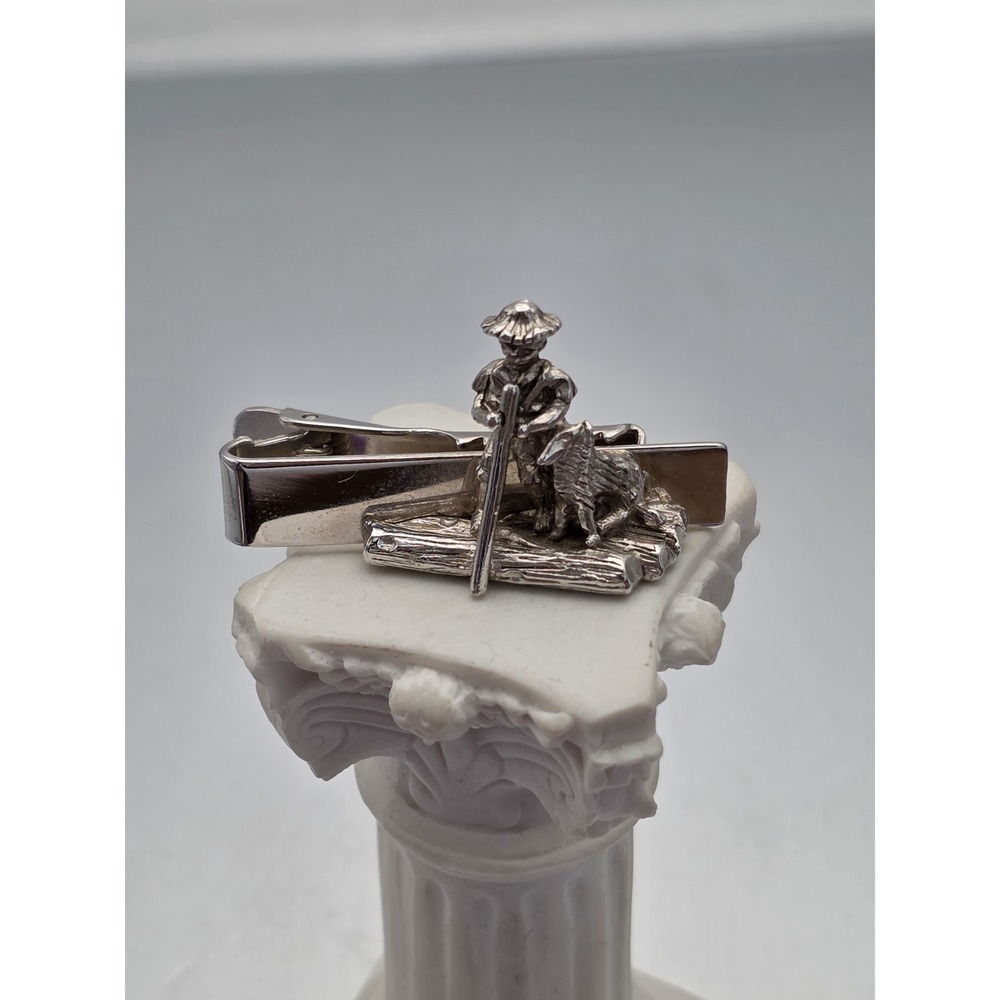 Vtg‎ SARAH COVENTRY Signed Huckleberry Finn Tom Sawyer On A Raft Tie Clip Bar